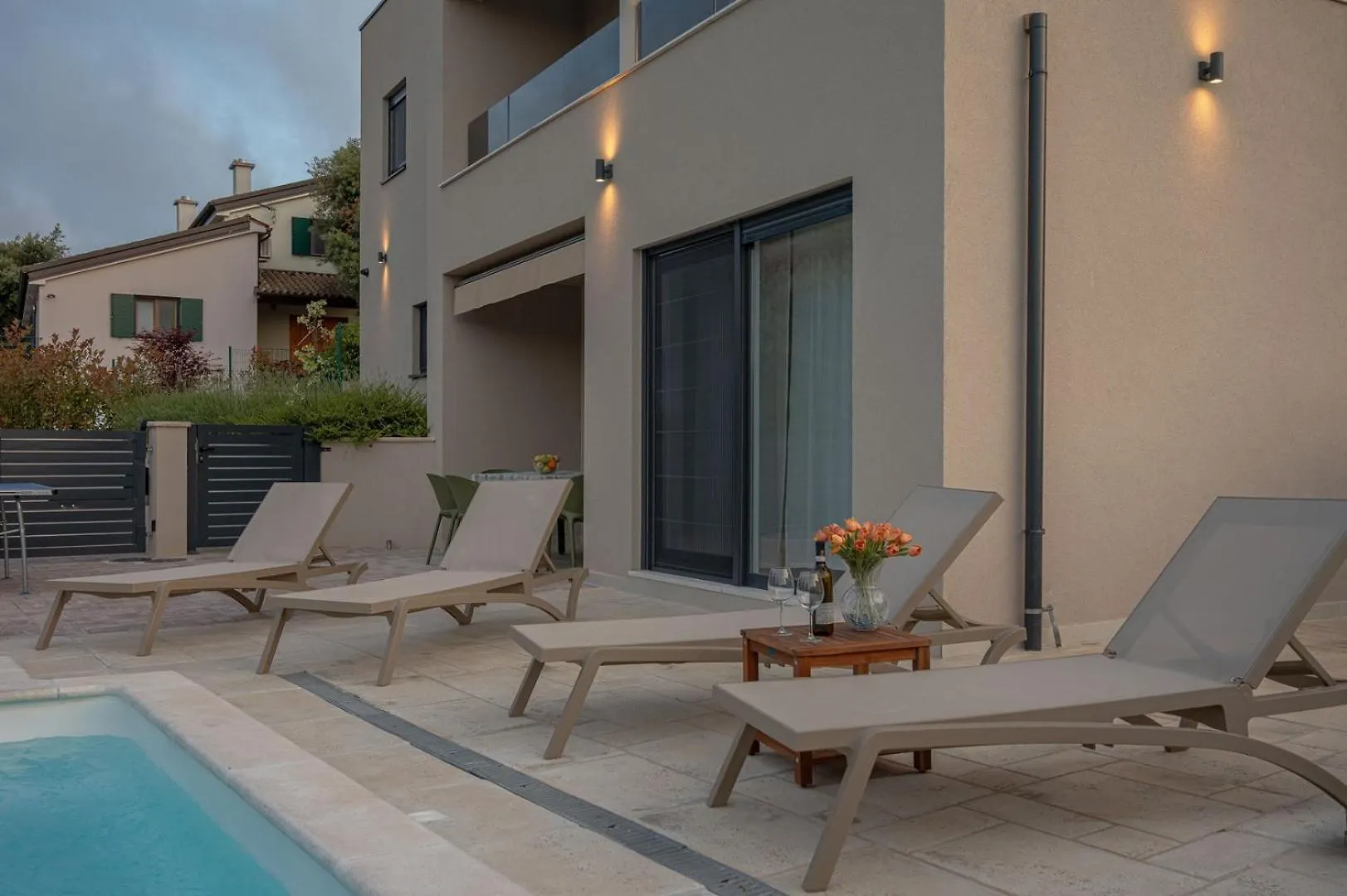 Holiday home New Amazing Holiday House With Pool Vinkuran